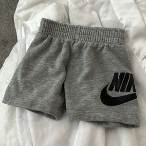 Nike toddler shorts